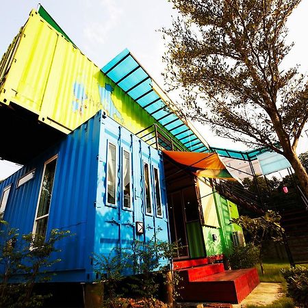 Wh Hostel Bangkok Exteriör bild