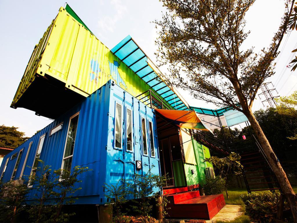 Wh Hostel Bangkok Exteriör bild